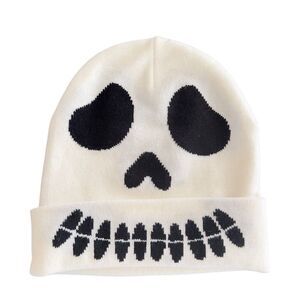 Skull beanie hat